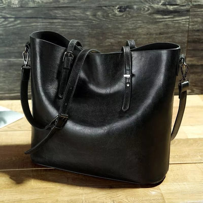 Ashford | Brynja – Vintage Leather Shoulder Bag for Women - Ashford London Clothing